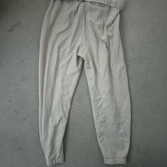 Wild Fable Cream Sweatpants Relaxed Fit - Picture 3 of 3